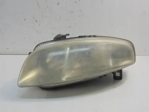 Farol Alfa Romeo OE 60681584 - Lado esquerdo usado image 2