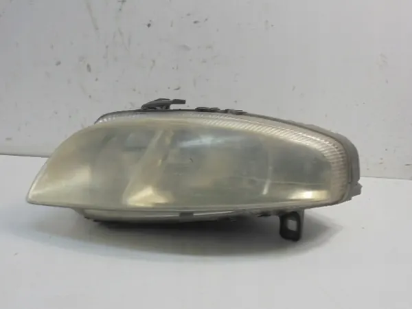 Farol Alfa Romeo OE 60681584 - Lado esquerdo usado image 9