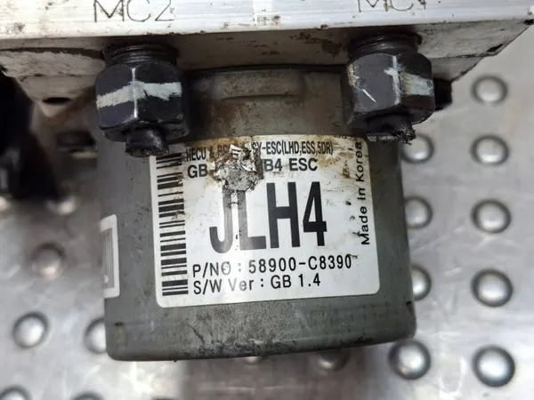 ABS-pump OEM S25154875 för Hyundai i20 II - Begagnad image 6