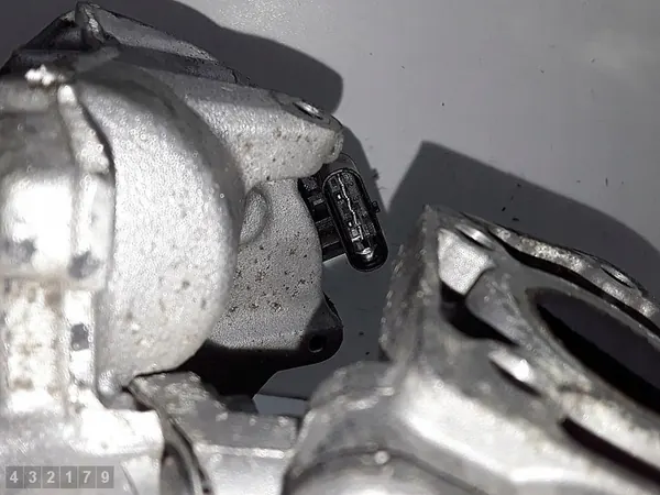 Vanne EGR Mercedes E Class 2009 A6511400160Q03 image 5