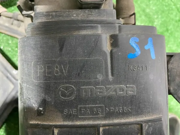 Mazda 3 BM dampcanister OEM PE8V-13-96ZA image 5