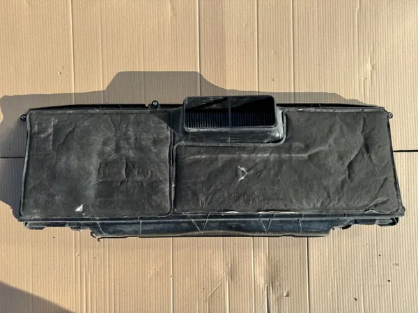 Tesla X Matkustamotilansuodattimen Kotelo OEM TESLA X obudowa filtra kabinowego xxx image 2