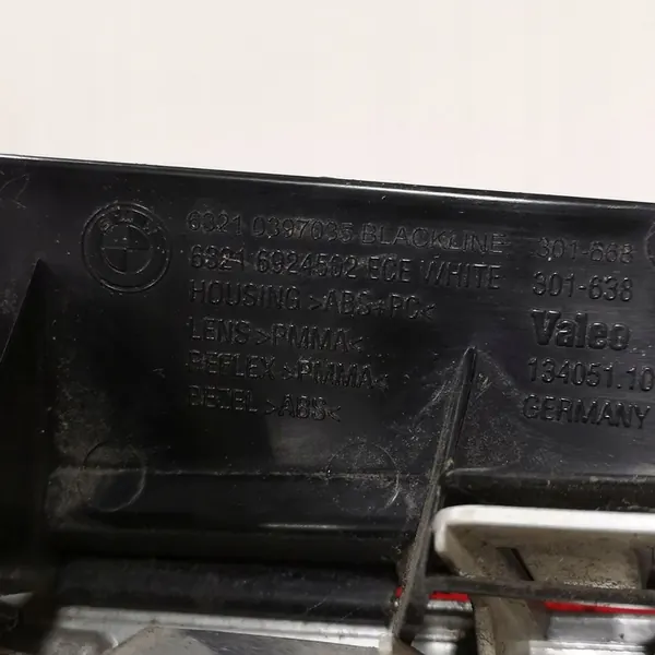 BMW 1 OE 63210397035 Luz Trasera Derecha image 2