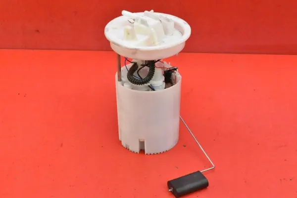 Bränslepump OEM 31321091 för Volvo S40 V40 image 3