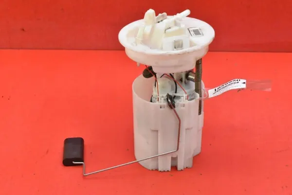 Bränslepump OEM 31321091 för Volvo S40 V40 image 4