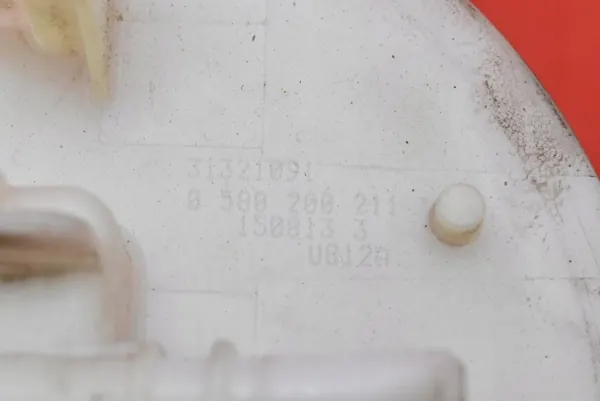 Bränslepump OEM 31321091 för Volvo S40 V40 image 8