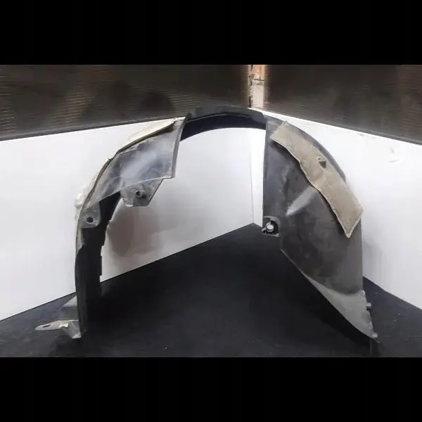 Fram höger hjulhus Dacia Dokker 2010 OEM 638402753R image 2