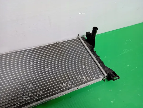 Radiador de Agua MG MG4 EV Eléctrico image 4