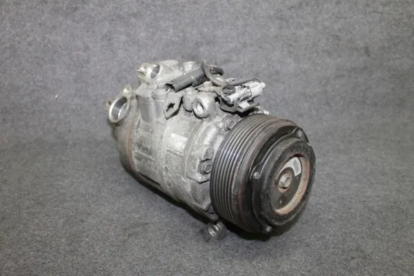 Compressor A/C BMW N57 OEM 6987890 - Usado image 2