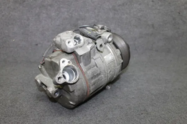 Compressor A/C BMW N57 OEM 6987890 - Usado image 4