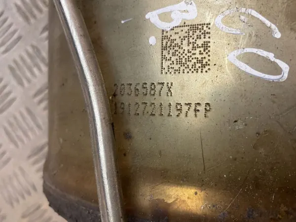 Volvo XC60 2020 Bensiini DPF-suodatin OEM 32242442 image 5