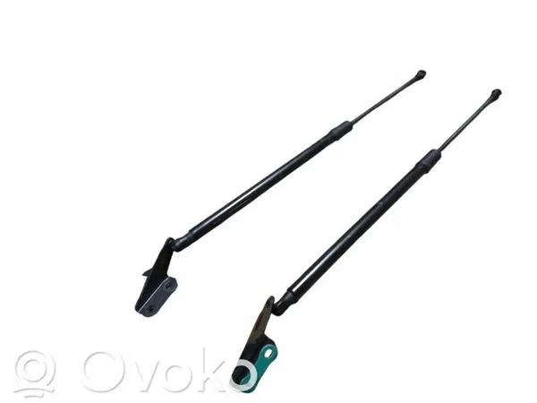 Amortisseur de hayon Toyota Yaris Cross 2025 OEM R7 image 5