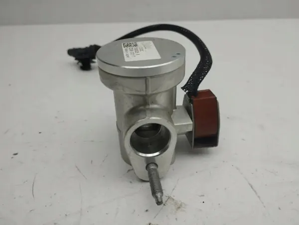 Soupape Climatisation Citroen C4 III E-C4 OEM T99082B image 3