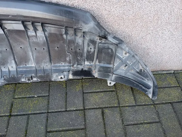 OEM 39077261 Etupuskurisuojus Opel Insignialle image 4