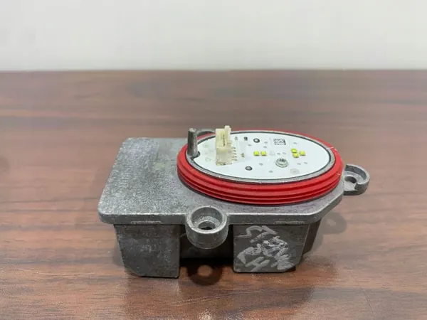 Alfa Romeo LED-Scheinwerfersteuergerät OEM 257ALMDE246286 image 2