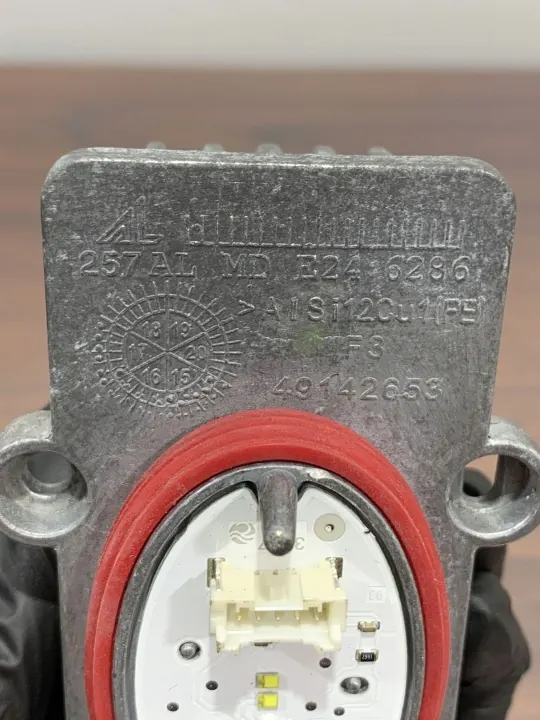 Alfa Romeo LED-Scheinwerfersteuergerät OEM 257ALMDE246286 image 4