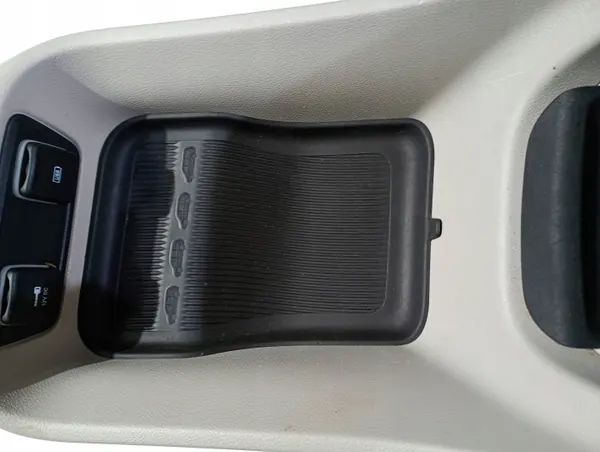 Middenconsole armsteun OEM KKM23075 voor Chrysler Pacifica image 3