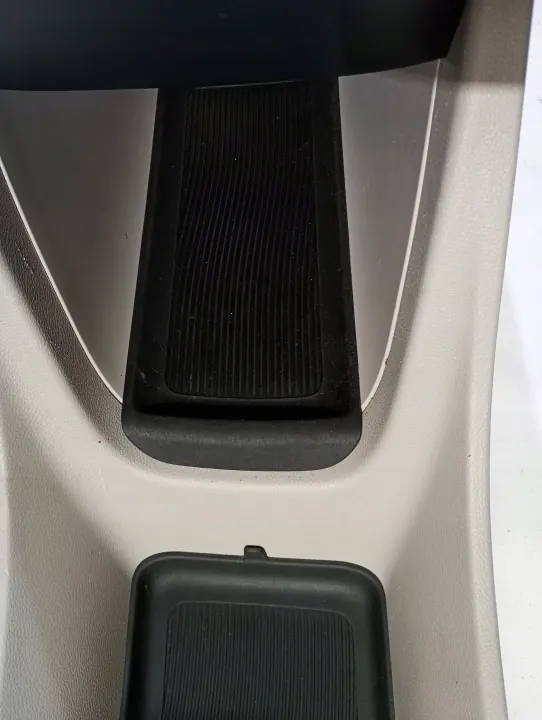 Middenconsole armsteun OEM KKM23075 voor Chrysler Pacifica image 4