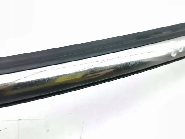 Moldura ventana trasera Mini Cooper R60 OEM AMD220161 image 4