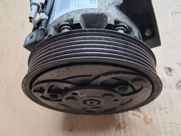 Compressore A/C Renault Clio IV 92600-2352R image 3