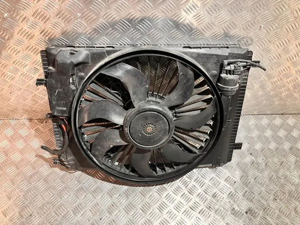 Radiatorventilator OEM A2045001255 Mercedes SLK SLC image 2