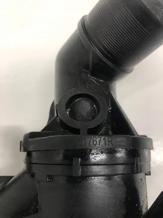 Carcasa de termostato RENAULT GRAND SCÉNIC III 1.6L diesel 110617671R image 5