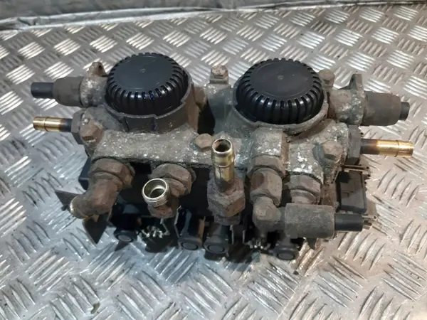 Válvula Moduladora Remolque WABCO 4801020140 image 2