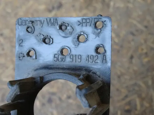 VW GOLF VII HB PDC Kaapeli Takana 5G0971104D image 5