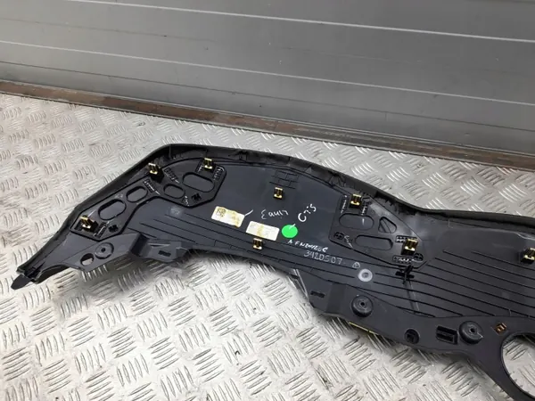 Pieza delantera Cadillac OE OEM 23152138 - Usada image 4