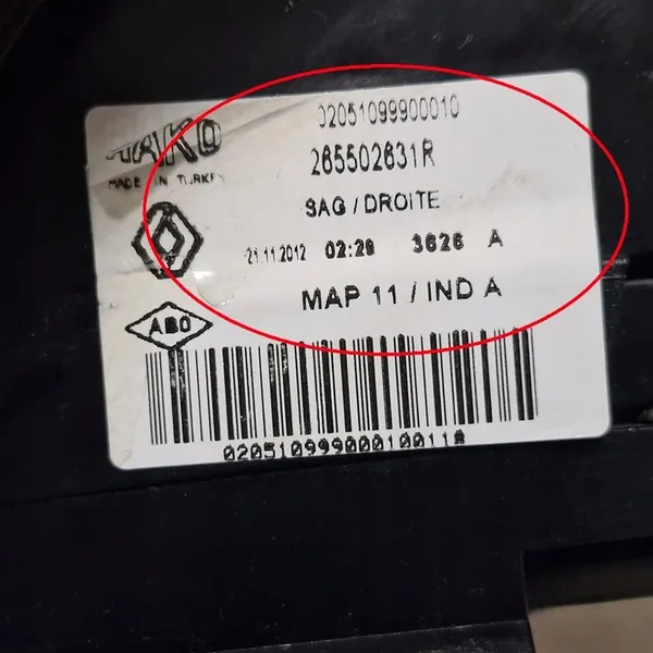 RENAULT CLIO IV Bakljus Höger 2012-2016 image 4