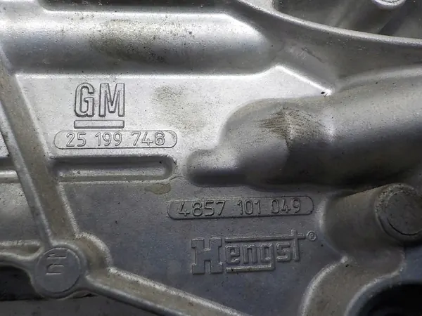 OPEL INSIGNIA A 1.8 OLJEFILTERHUS 25199748 image 5