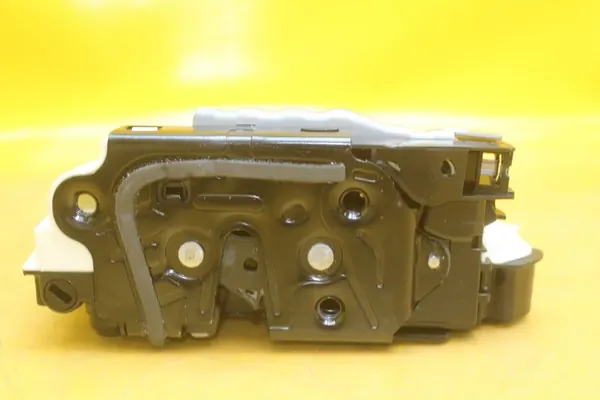 Hintere Rechte Türschloss 6 Pin Skoda Fabia II image 7