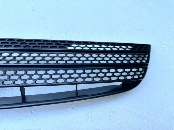 Suzuki SX4 Grille OEM 71741-80J00-5PK image 3