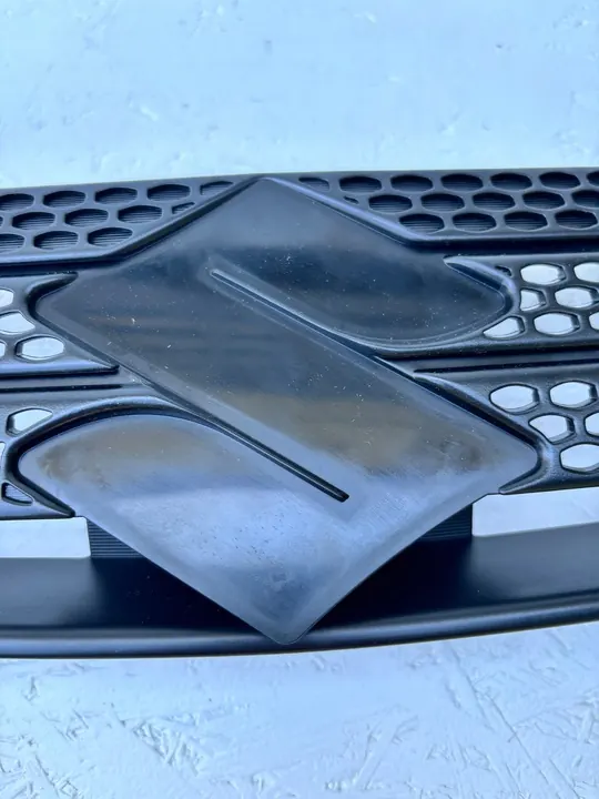 Suzuki SX4 Grille OEM 71741-80J00-5PK image 4