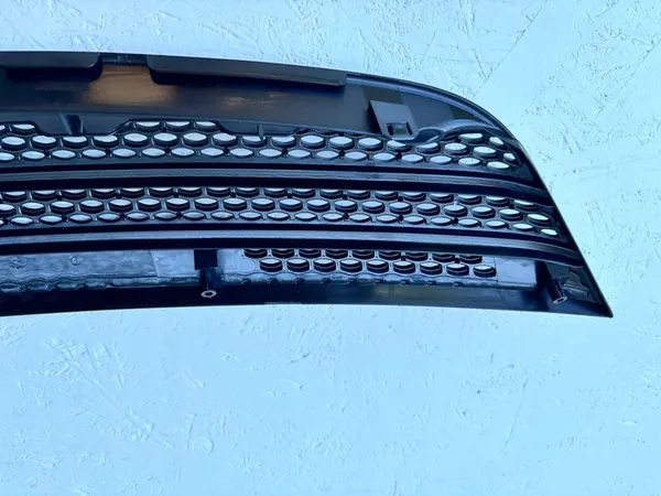 Suzuki SX4 Grille OEM 71741-80J00-5PK image 5