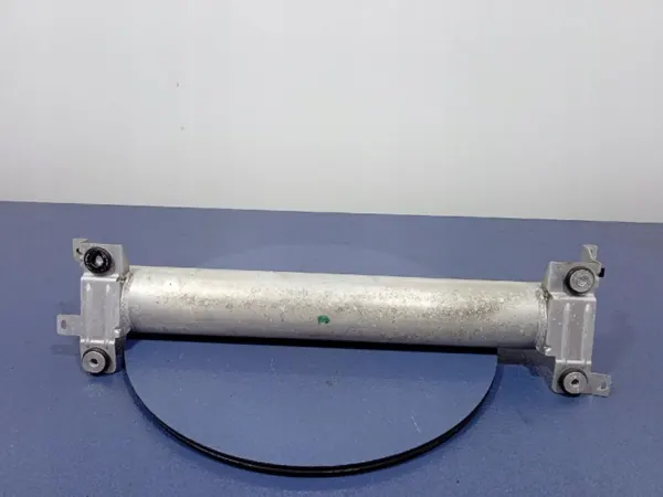 Maserati Levante Hinterachsluftfederungstank OEM 957066/Ambit image 3
