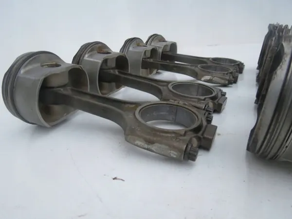 Porsche OE Kolv & Staket Set för Macan 3.6 V6 image 4