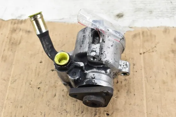 Bomba de direção assistida 2.8 CRD Jeep Cherokee KJ Liberty OEM image 6