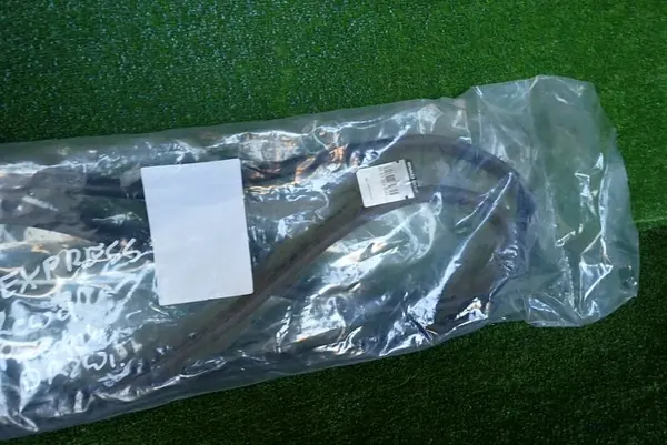 Junta puerta delantera OEM 808326905R para Renault Express image 3