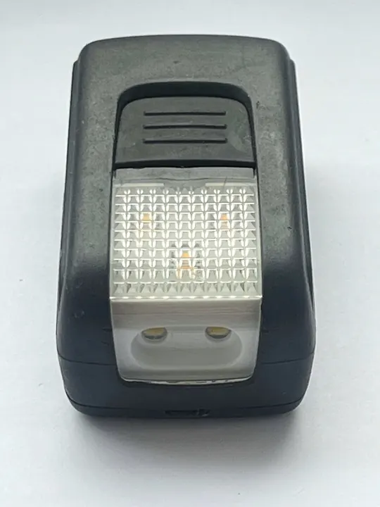 Luz LED magnética Skoda VW 3T0947417C image 1