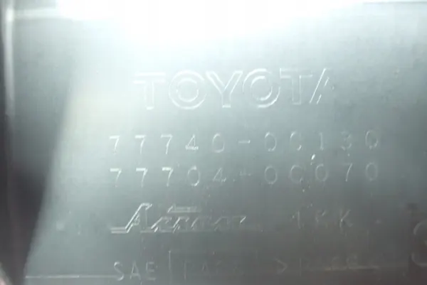 OEM 77740-0C130 Bränsleångorkolfilter Toyota Tundra image 3