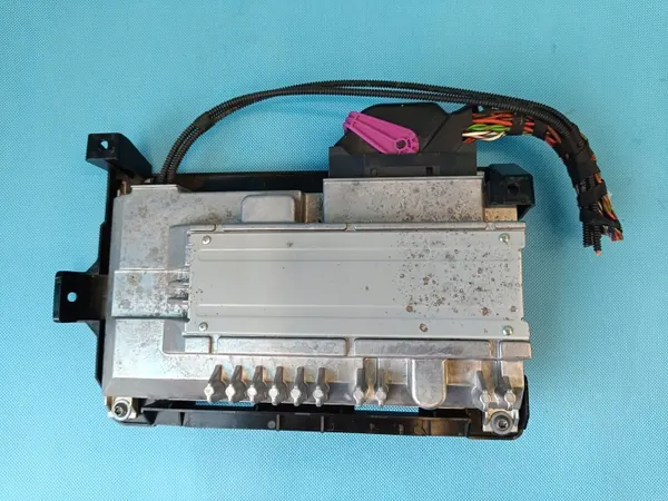 Canton ljudsystem OEM 81A035223 för Skoda Superb image 8