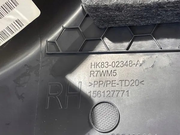 Rechter onderste pilaarbeschermer OEM HK8302348A Jaguar F-Pace image 4