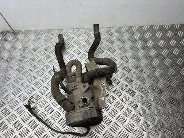 Webasto Audi A8 D2 4D0815069D 2.5L Diesel 2000 image 2