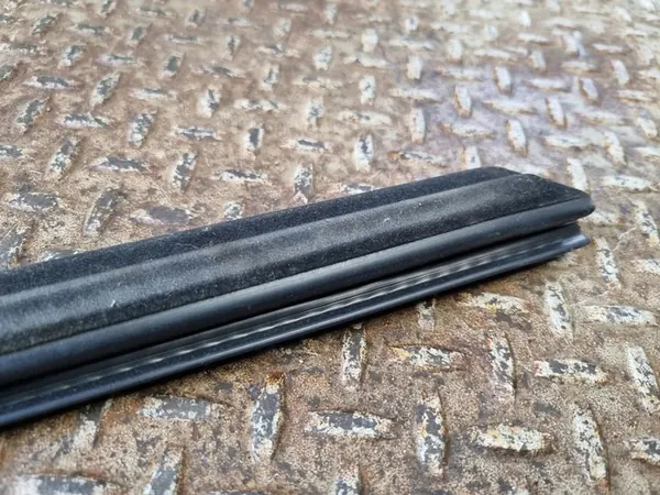 Ikkunatiiviste Dodge Challenger 2018 Coupé PES14039 image 8