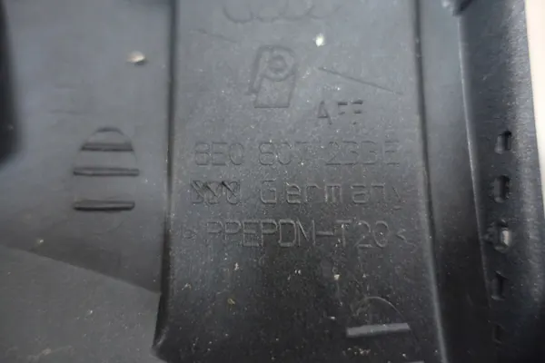 Soporte de parrilla Audi A4 B7 parachoques delantero OEM 8E0807233E image 8