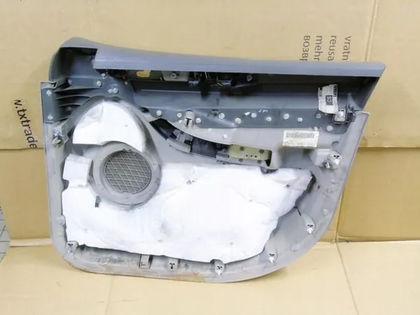 OEM 1GY731D1AA Linker Voorportierbekleding Chrysler Pacifica image 7