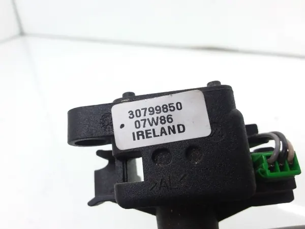 Espejo Retrovisor Volvo S80 OEM 30799850 - Usado image 4
