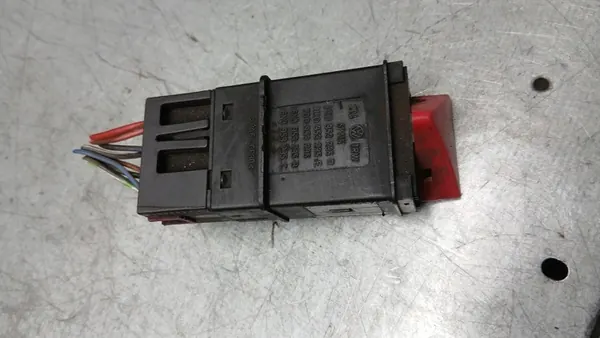 Interruptor de Emergência VW T4 2.5TDI 00-03 1C0953235D image 3