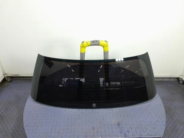 Vidro de porta-malas traseiro Audi OE OEM Lochow-320548- image 2